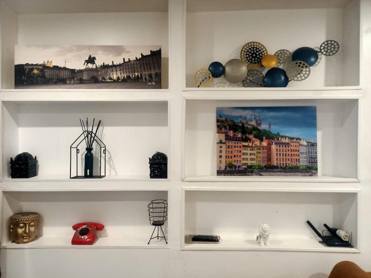 Le Petit Cocon - Parking Prive - Lyon Sud Apartamento Vénissieux Exterior foto